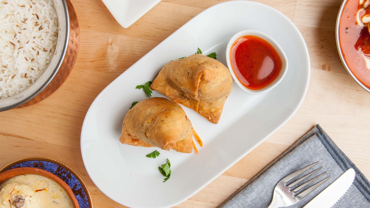 Vegetable Samosa (2)