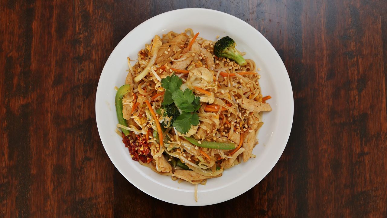 Chicken Pad Thai
