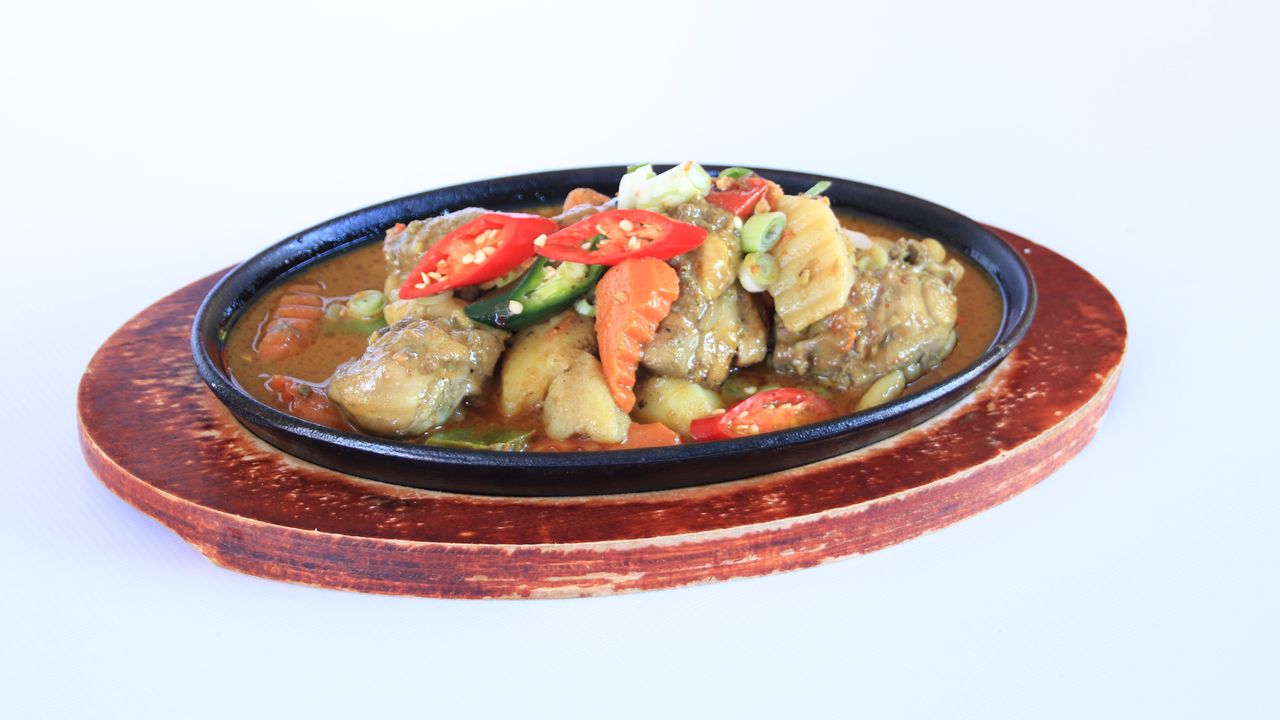 C15. Sizzling Chicken Curry