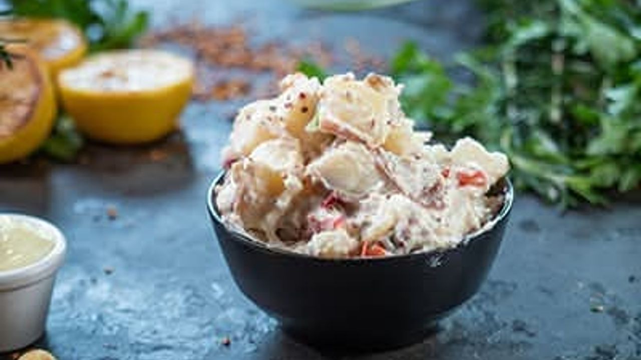 Traditional Salad