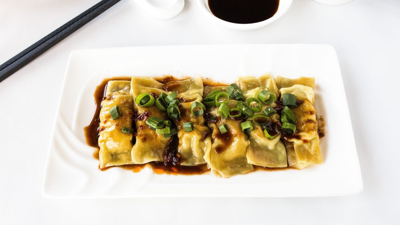 Poached Red Chili Chicken Dumpling (6pcs) (Spicy)