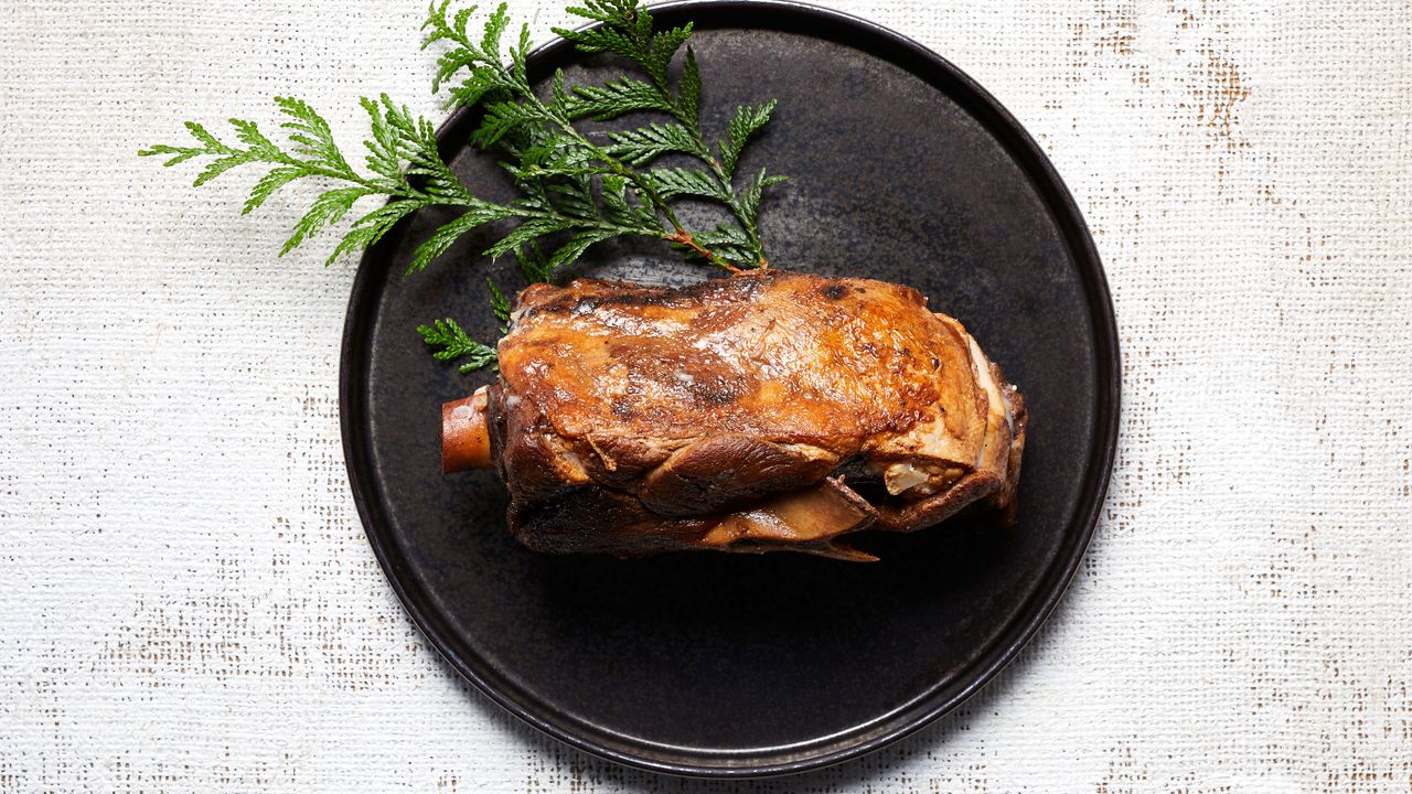 Slow-cooked Lamb Shoulder