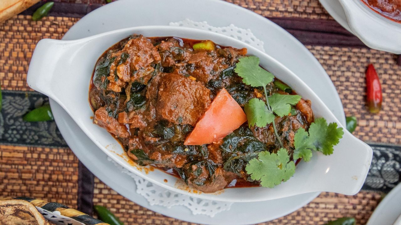 Shahi Saag Gosht