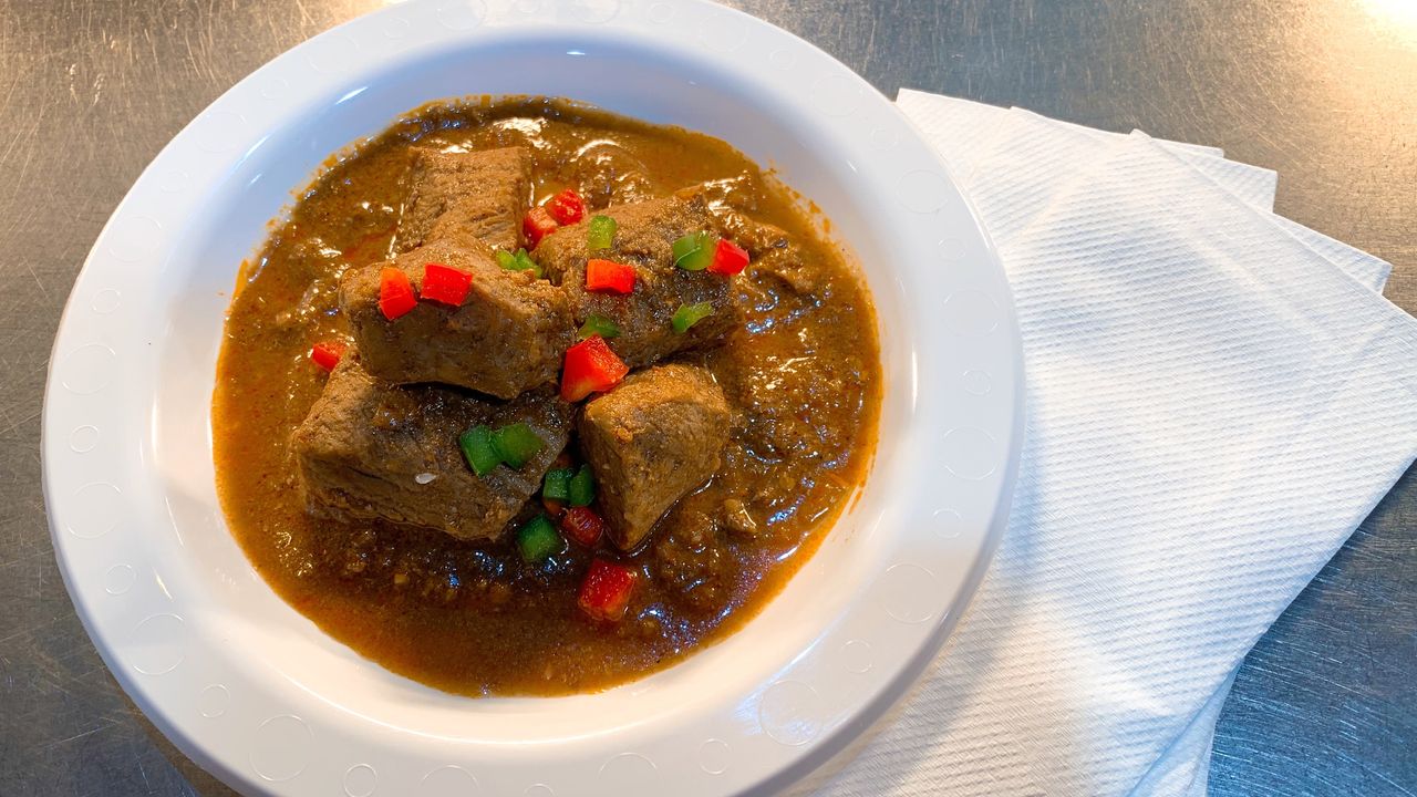 LAMB ROGAN JOSH with Saffron Rice (650ml Container)