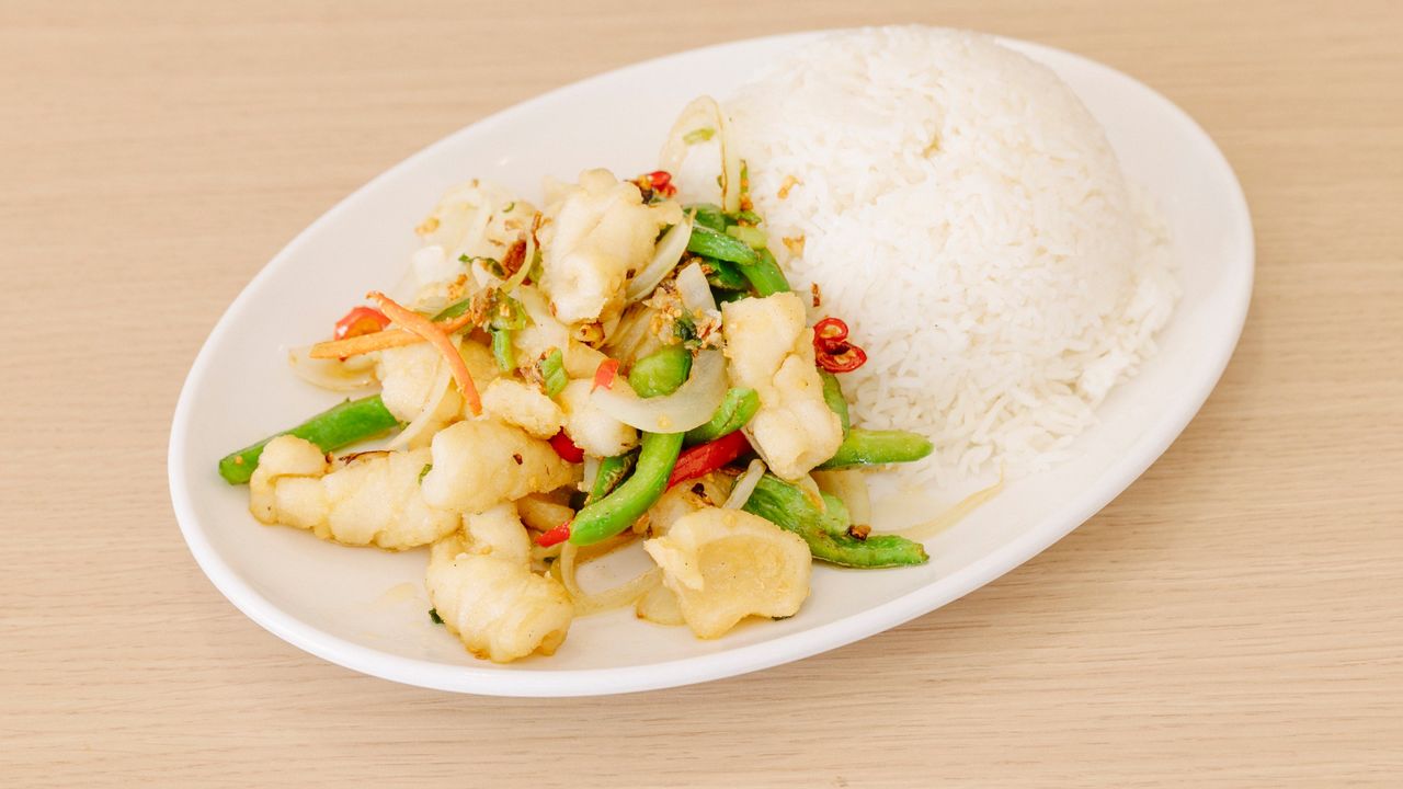 Salty and Spicy Calamari with Rice (Spicy)