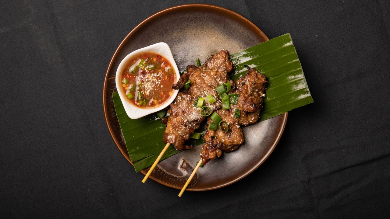 Moo Ping (2 Skewers)