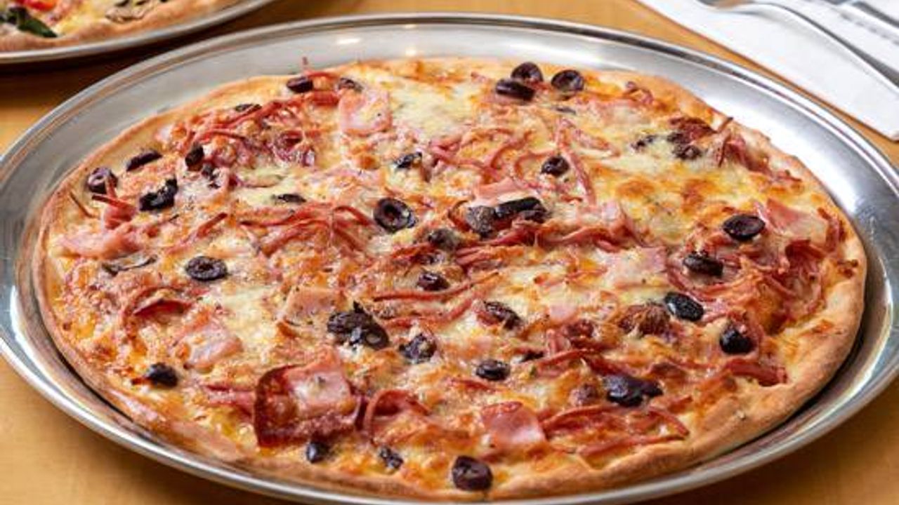 Supreme Classic Pizza