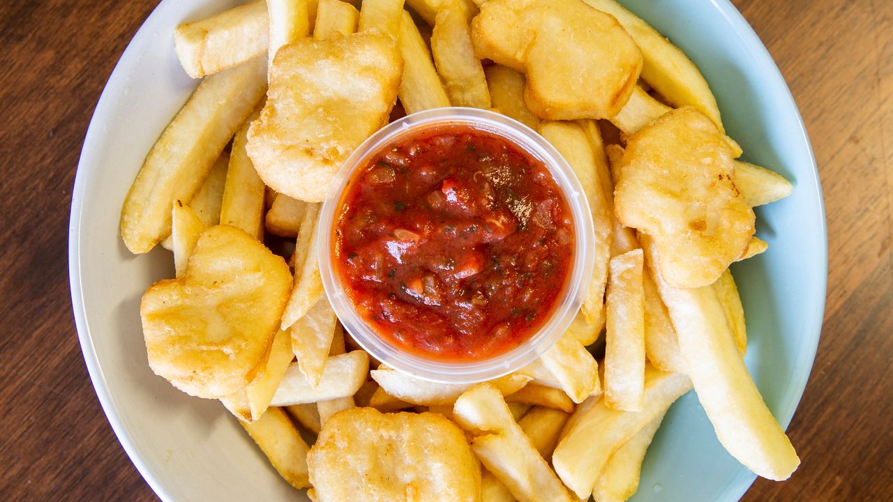 Chicken Nuggets and Chips