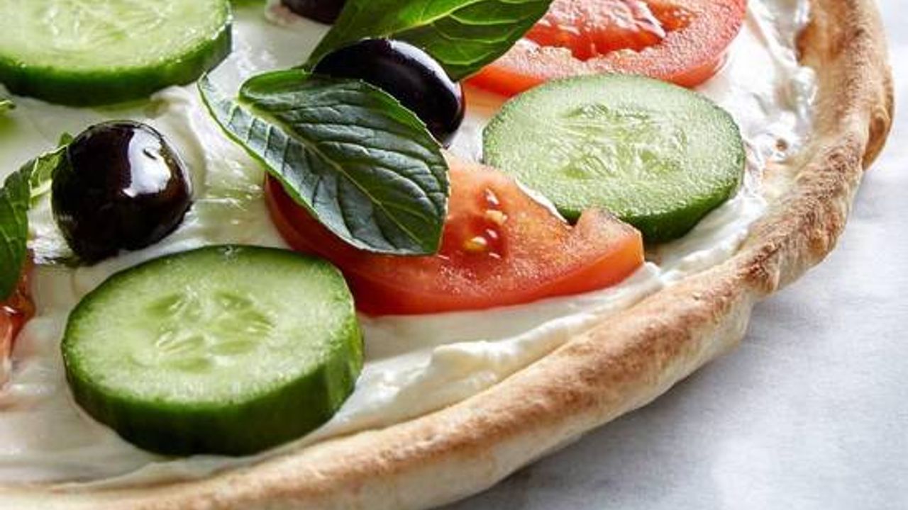 Labneh Pizza