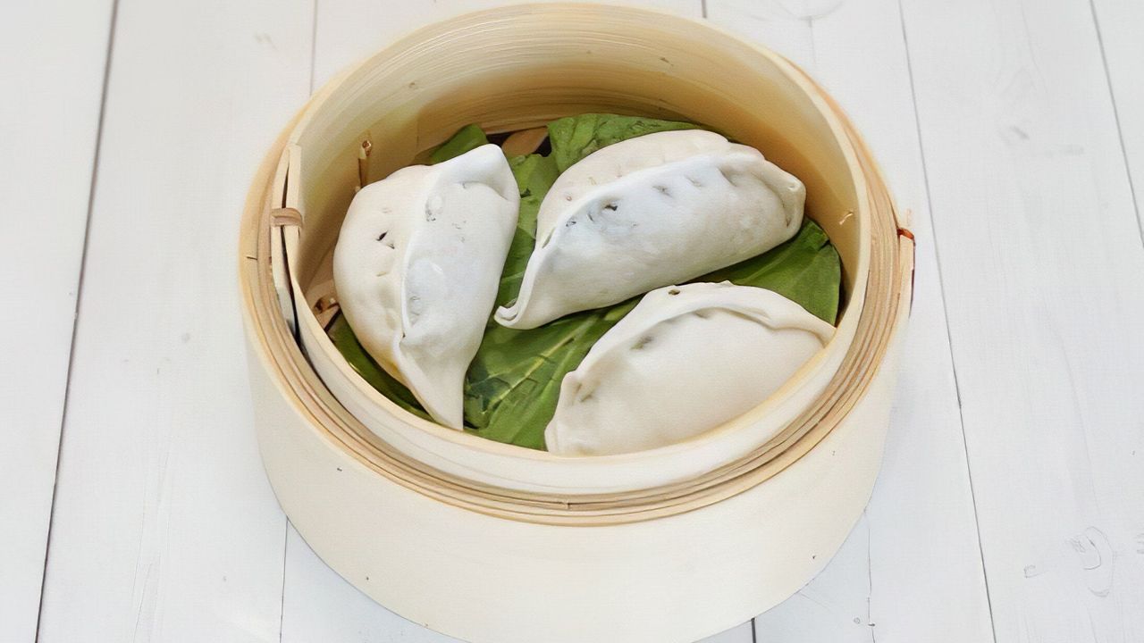 Mushroom + Vegetable Dumplings (Há Cảo Cải Nấm)
