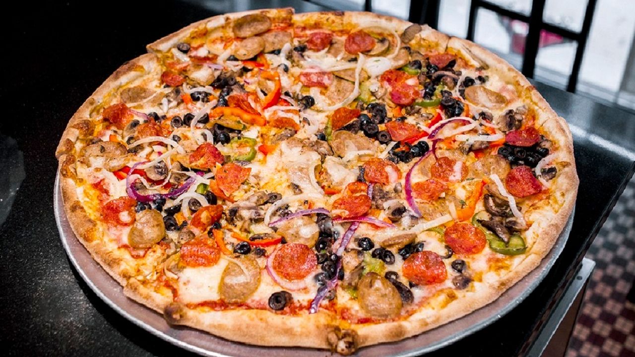 Metro Supreme Pizza