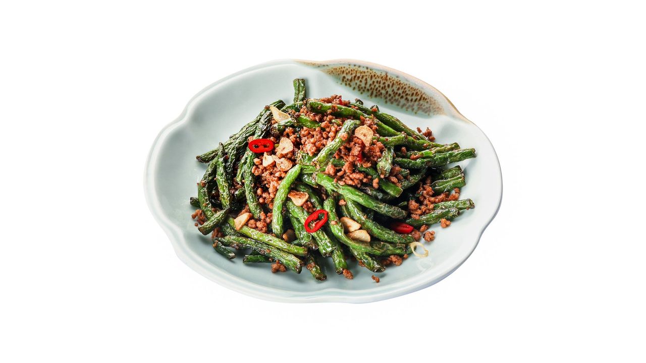 Wok-tossed French Bean with Spicy Pork Mince