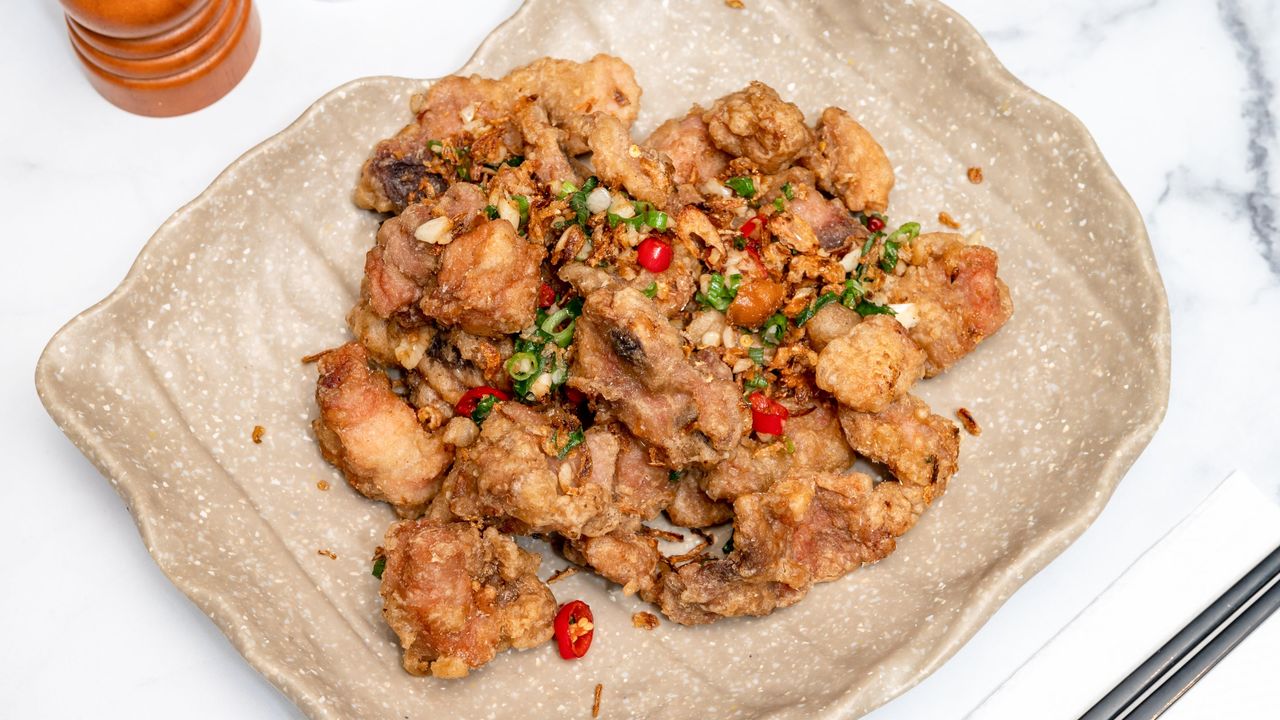 Salt and Pepper Chilli Pork Ribs 椒盐焗排骨
