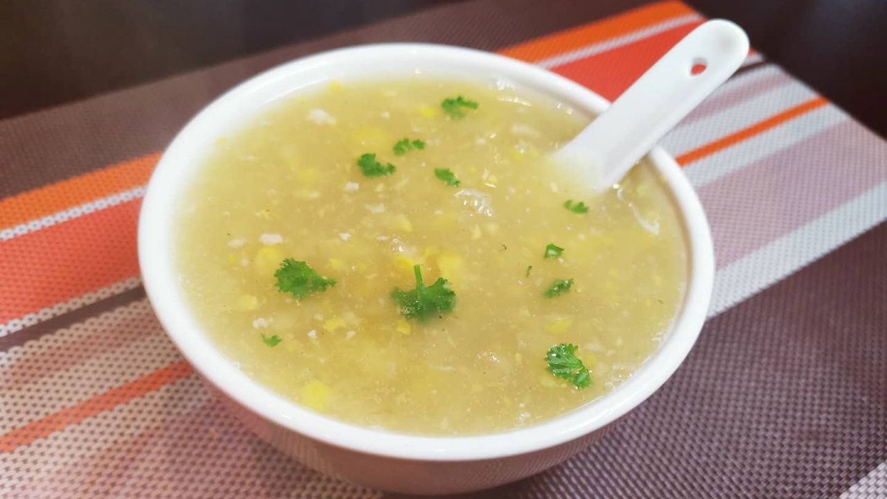 5. Chicken Sweet Corn Soup / 鸡蓉玉米汤