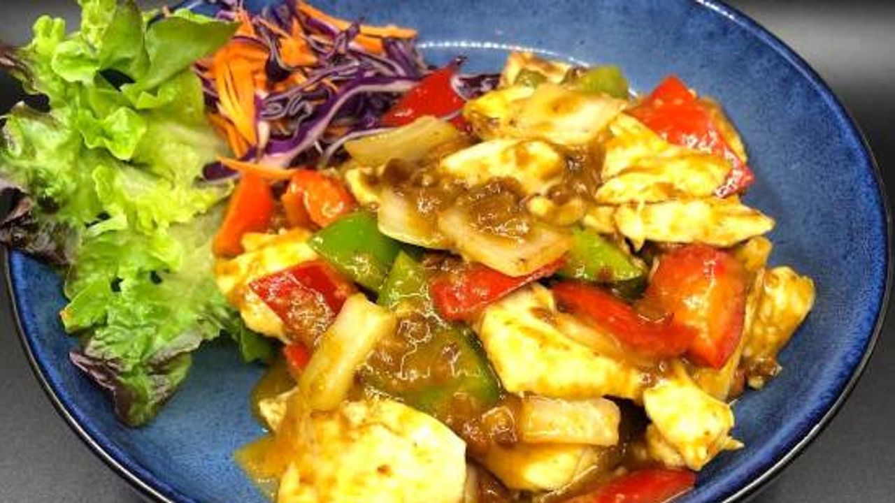 Stir Fried Chicken with Satay Sauce
