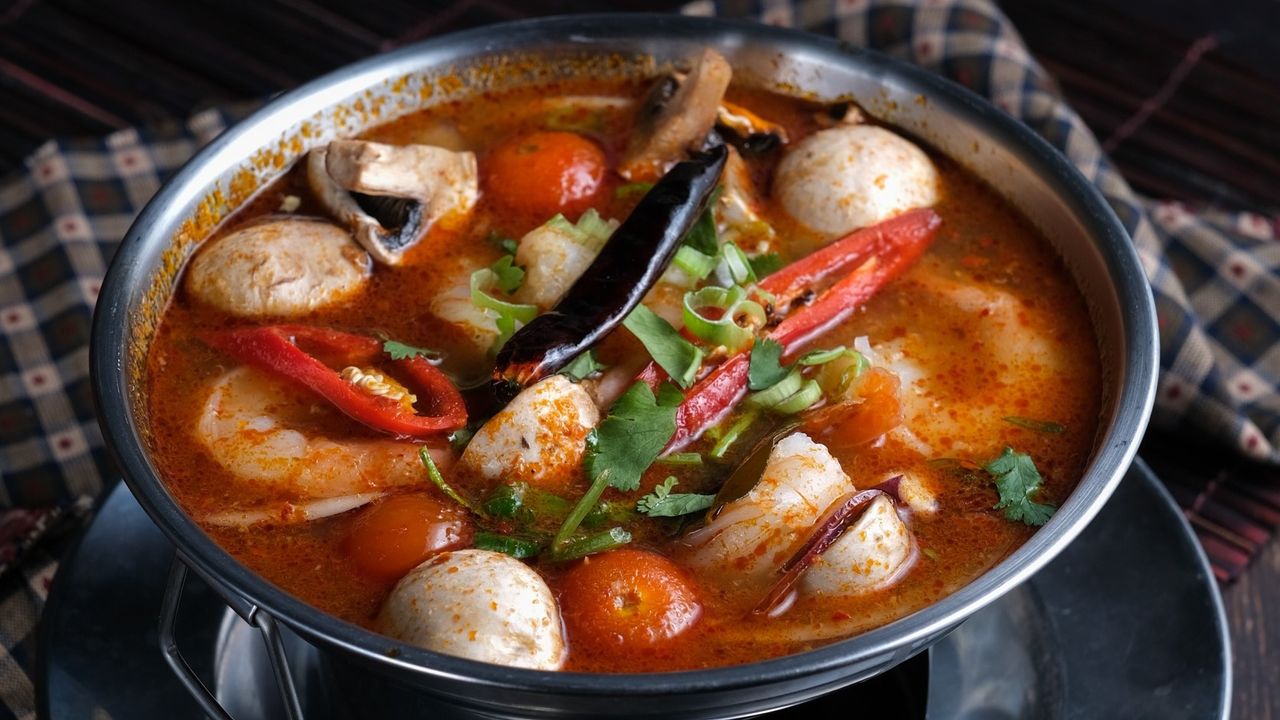 Prawn Tom Yum Soup (Spicy)