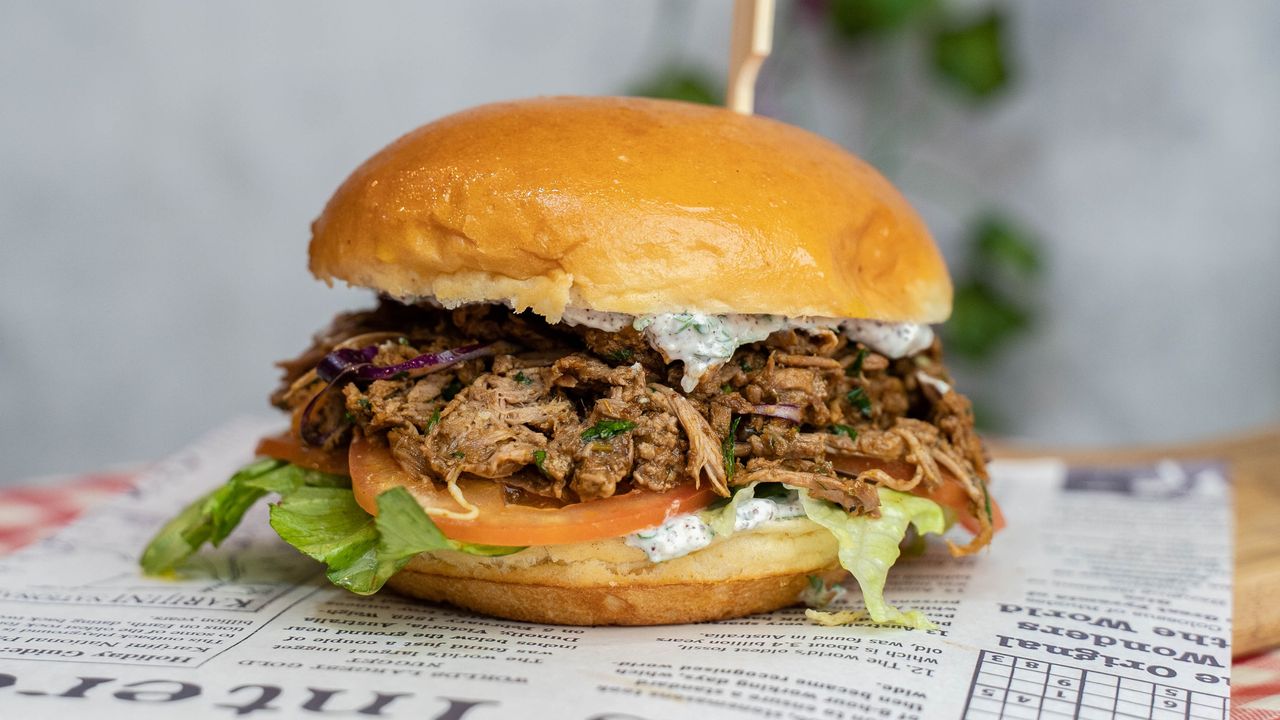 iranian Spiced Lamb Burger+chips+soft drink