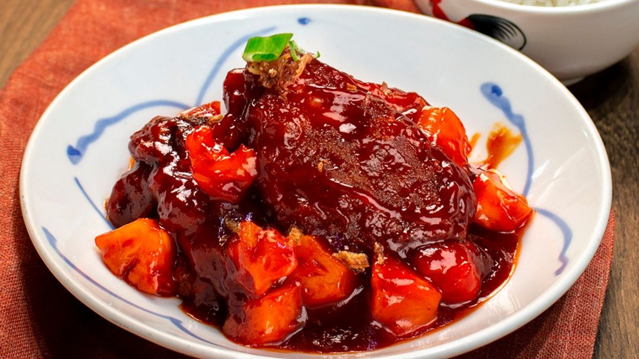 Pork Spare Ribs in Peking Sauce with Rice