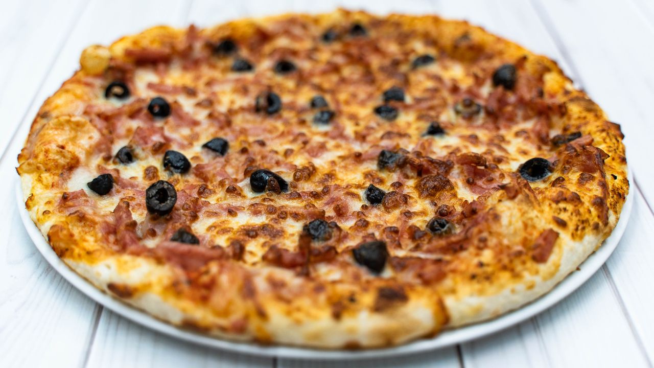 Capriciosa Pizza