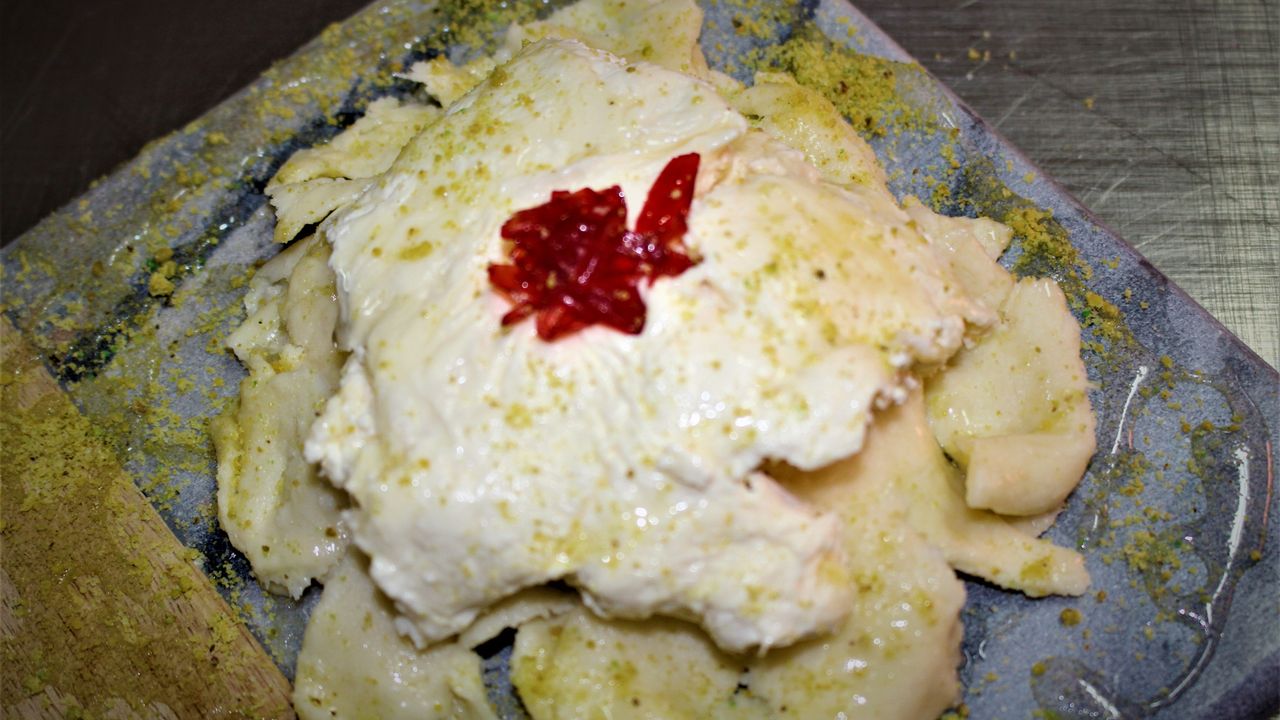 Halwat El Jeban Plate