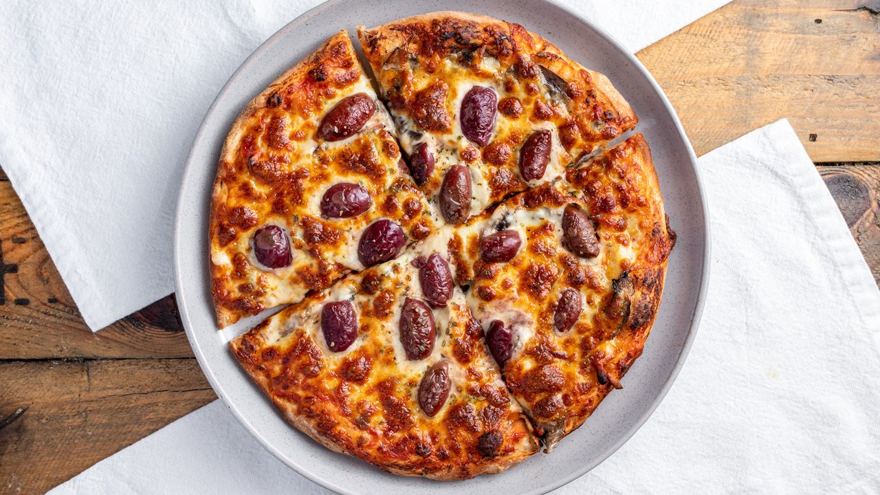 Capricciosa Pizza