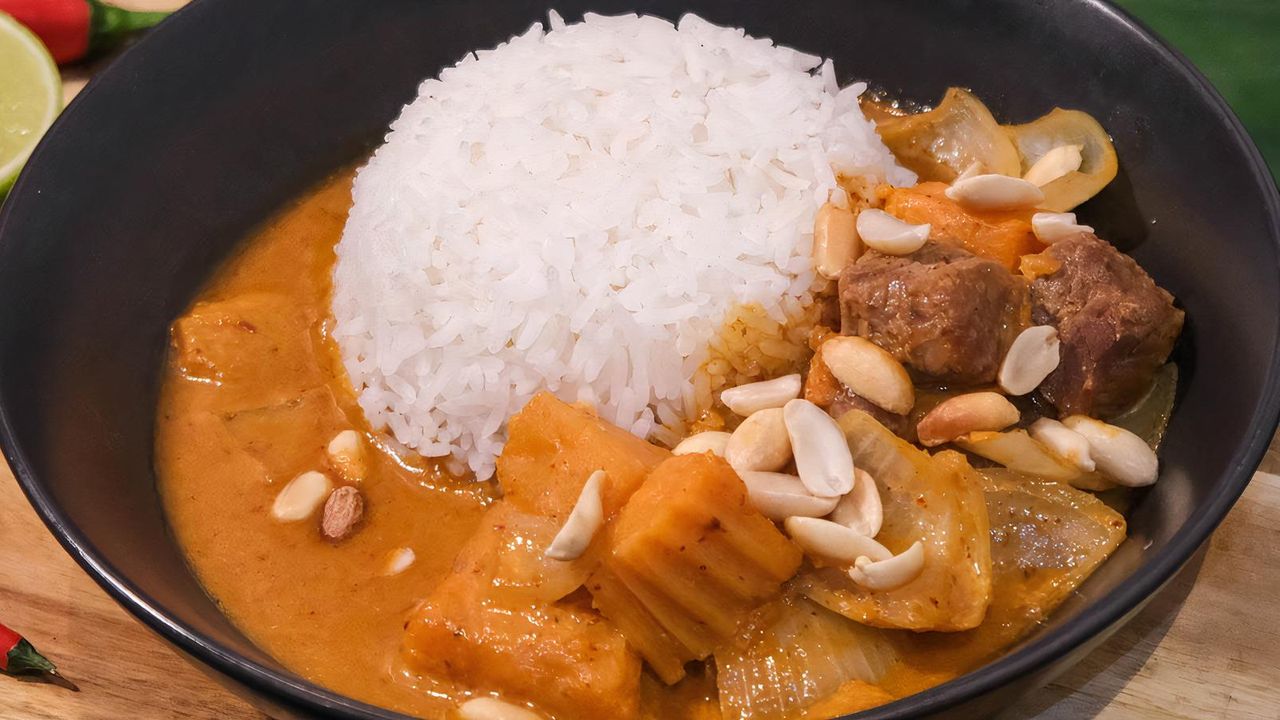 Massaman Curry with Rice