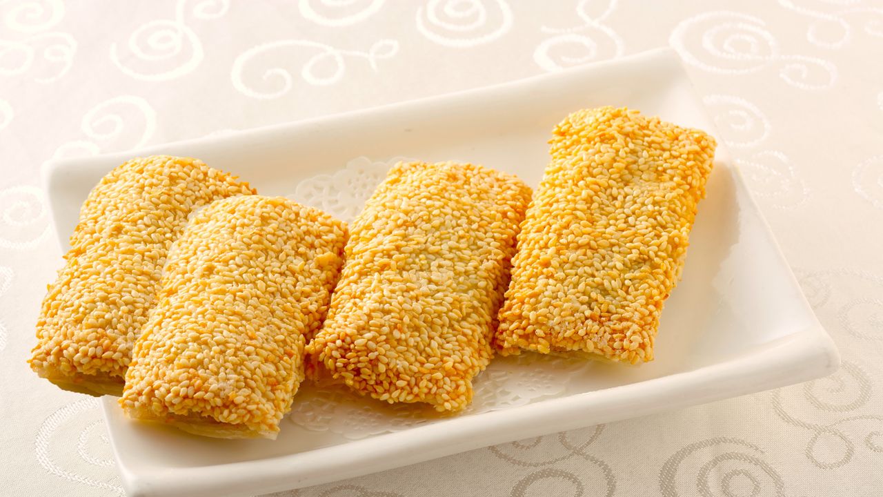 18 Rice paper prawn roll with sesame (4 pcs)
