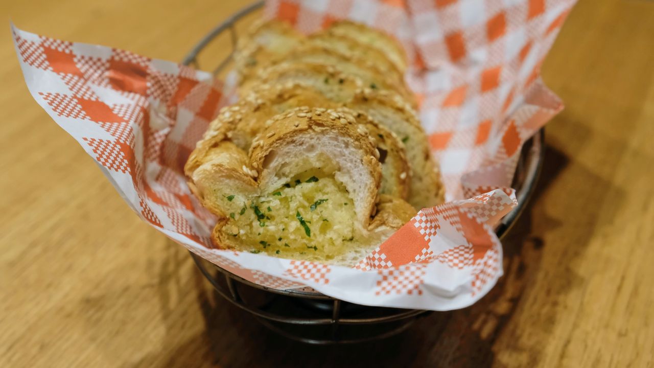 Homestyle Garlic Bread