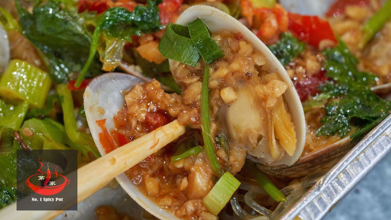 Tin foil grilled clam and vermicelli