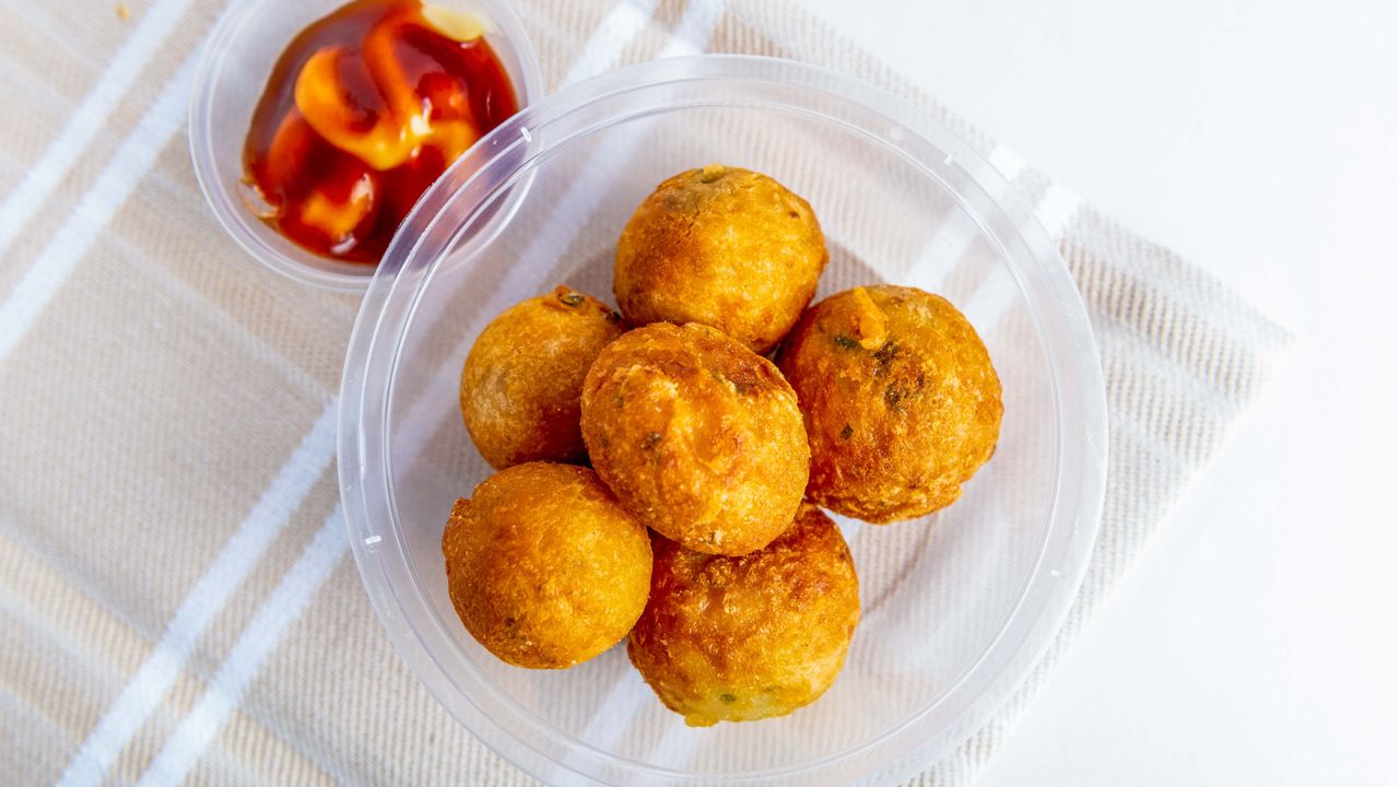 Takoyaki (Octopus Ball) (6)