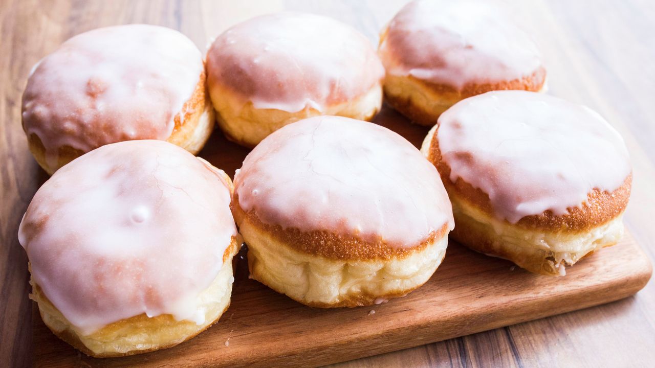 6 Glazed Donuts (Not Filled)