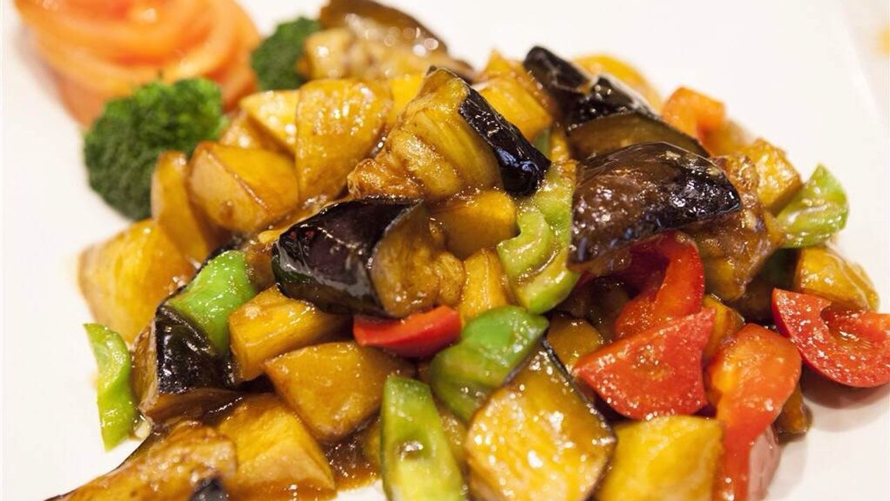 060. Stir-Fried Potato, Green Pepper & Eggplant