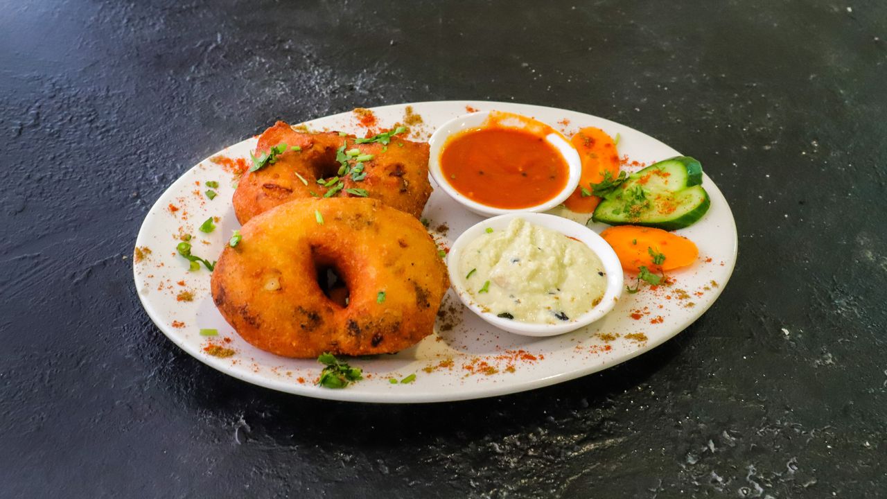 Methu Vada (2 Pieces)