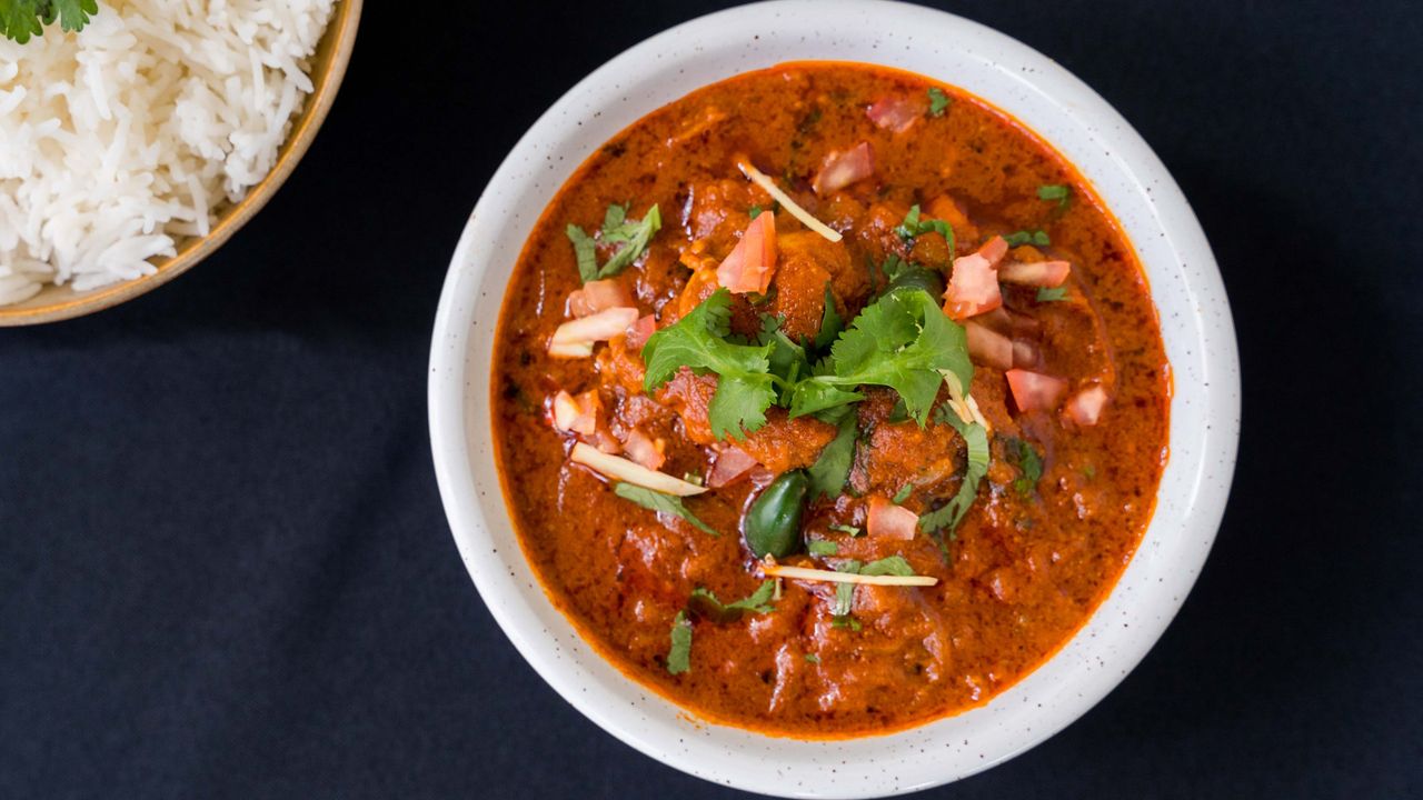 Lemon Chillies Desi Chicken Curry