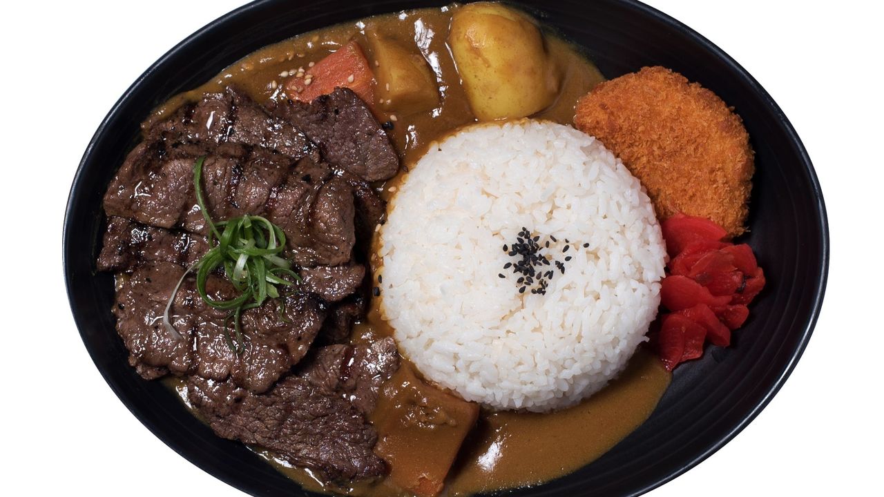 B2 - Grilled Beef Steak Curry Rice