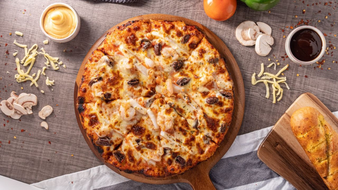Seafood Special Pizza
