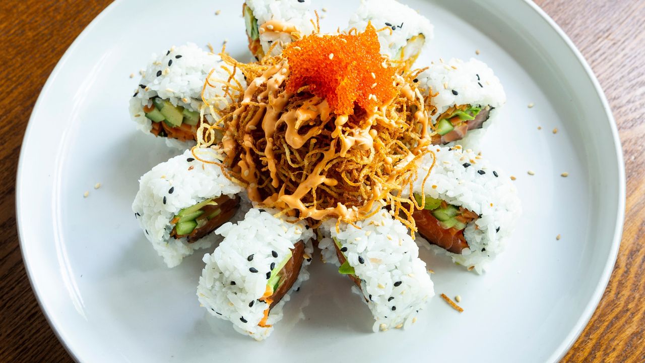 Salmon Sashimi (10pcs)