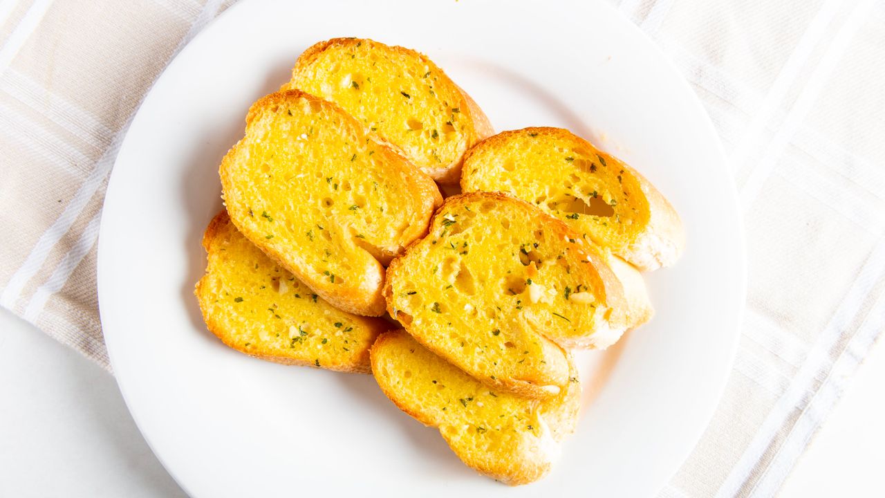 Garlic Bread (6)