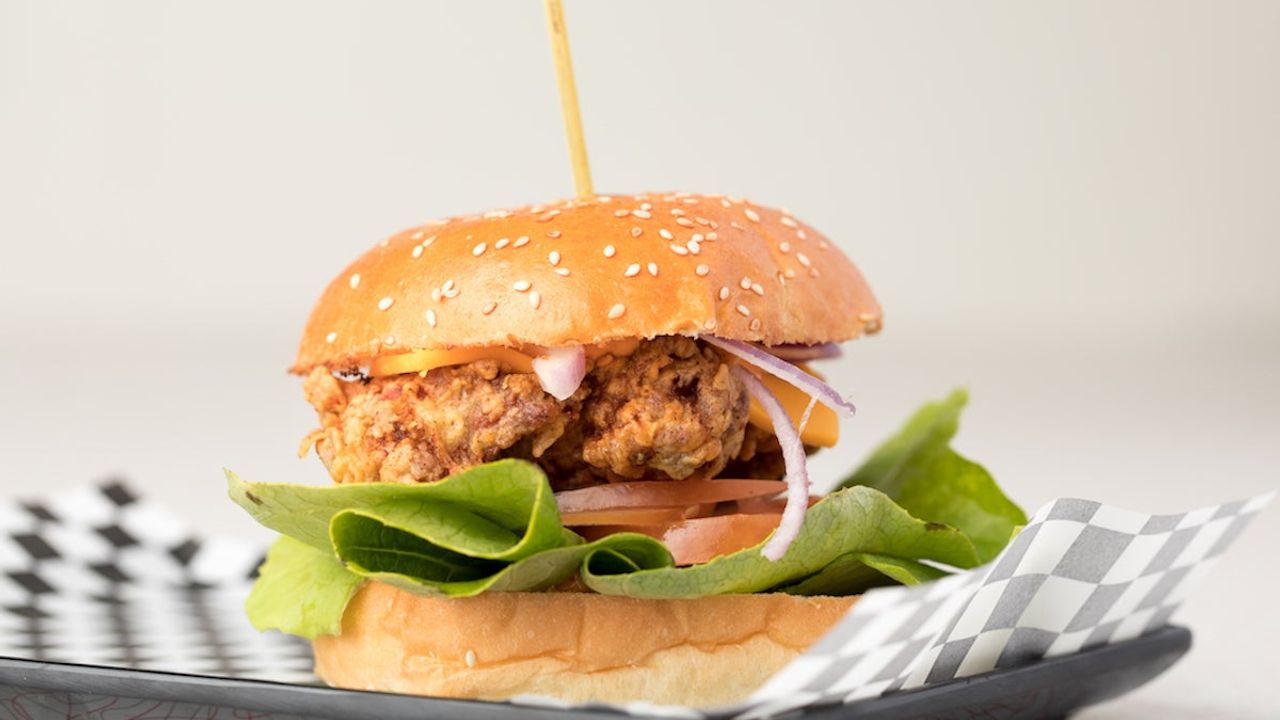 RT Challenger Chicken Burger