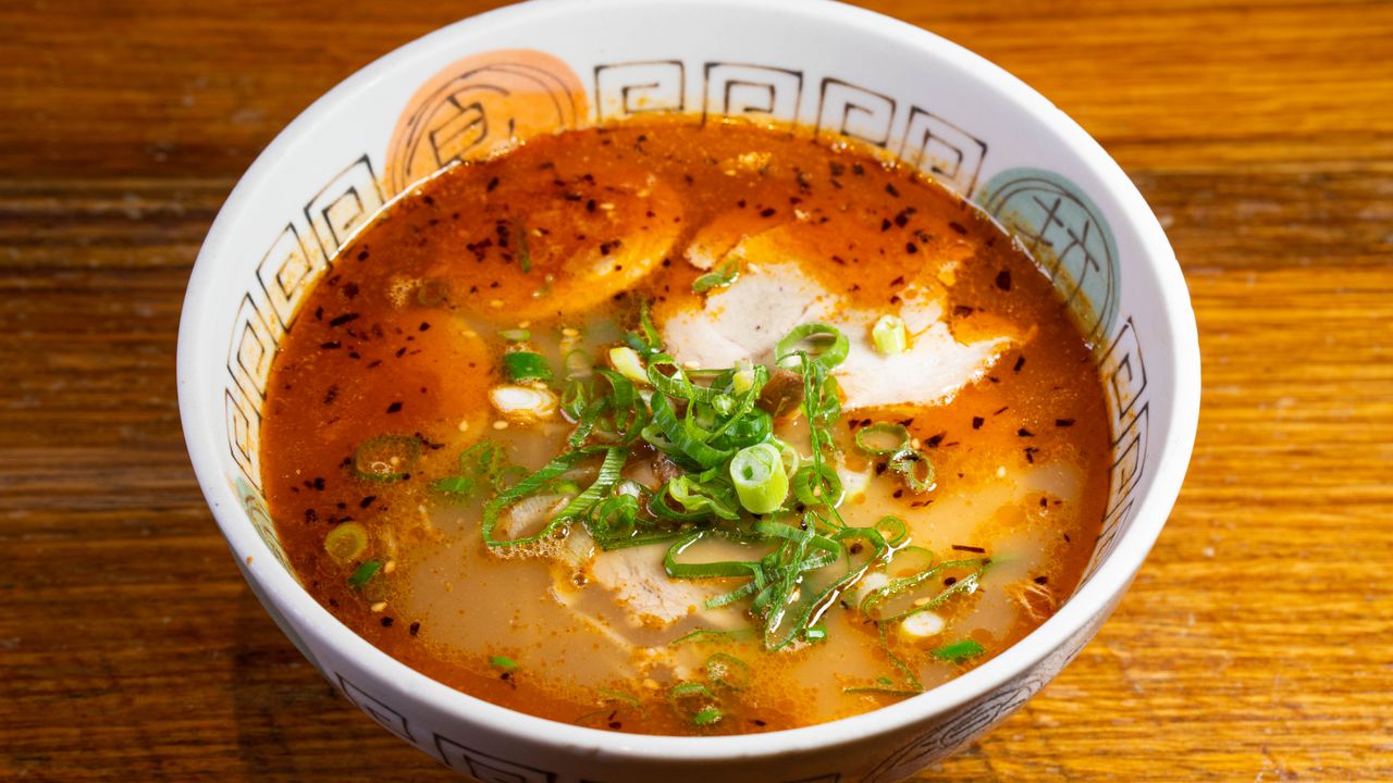 (33) Ramen In Spicy Flavoured Soup With Roast Pork And Egg