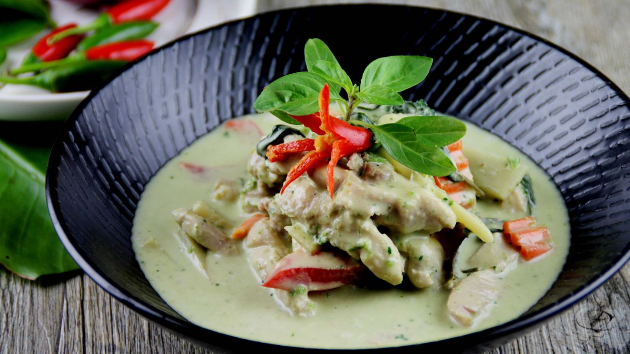 Green Chicken Curry (Medium Hot)(GF)