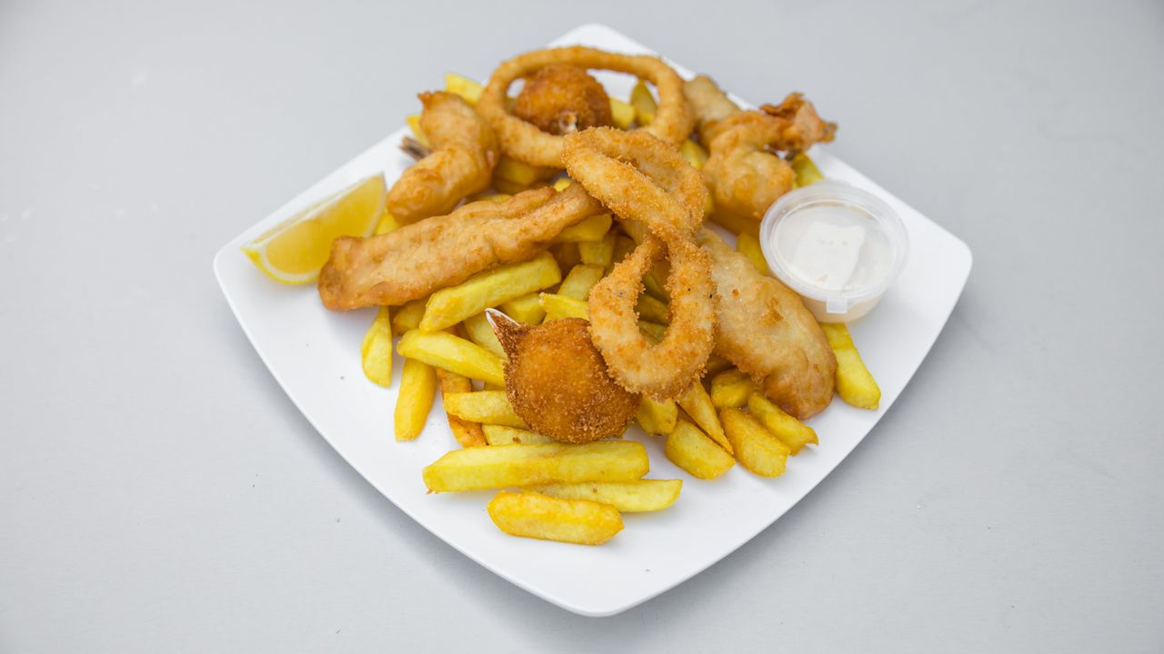 Seafood Basket with Chips