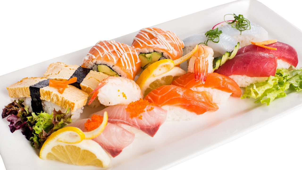 Sushi Moriawase (Fourteen Pieces)