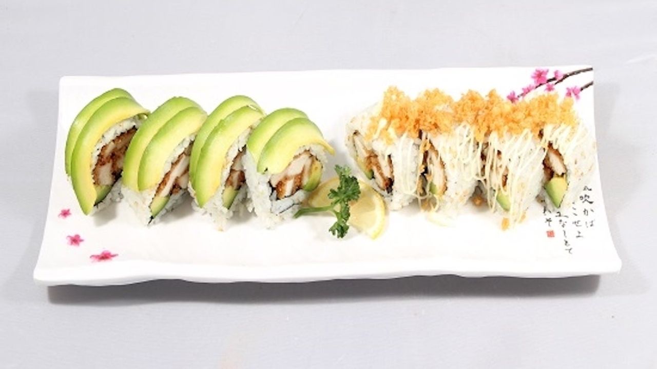 Big Chicken Avo Roll