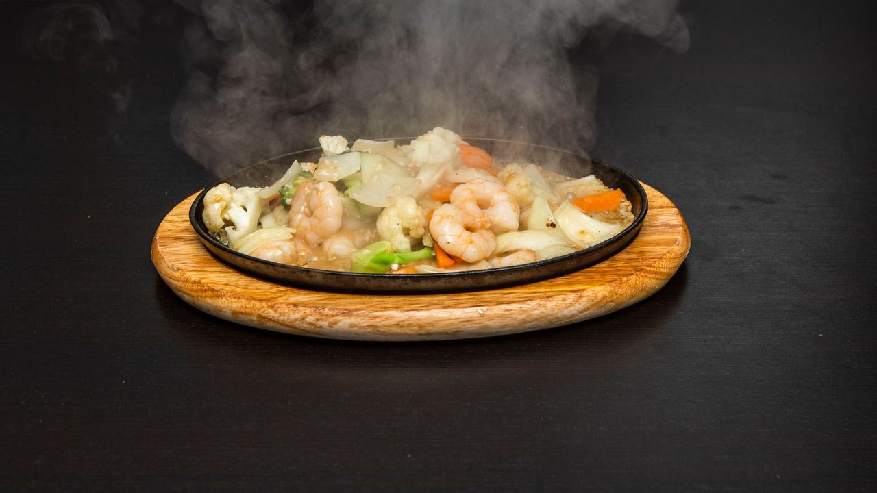 Stir-Fried Prawn in Garlic Sauce