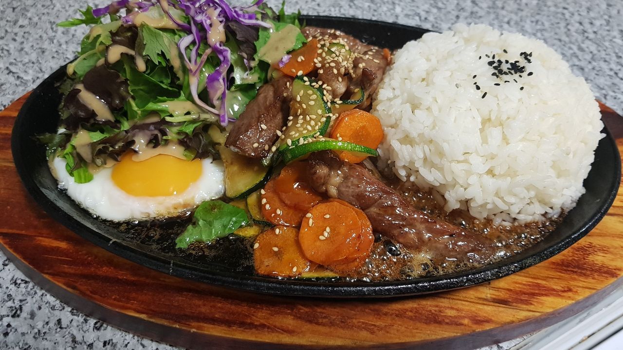 Japanese Sizzling Wagyu Beef