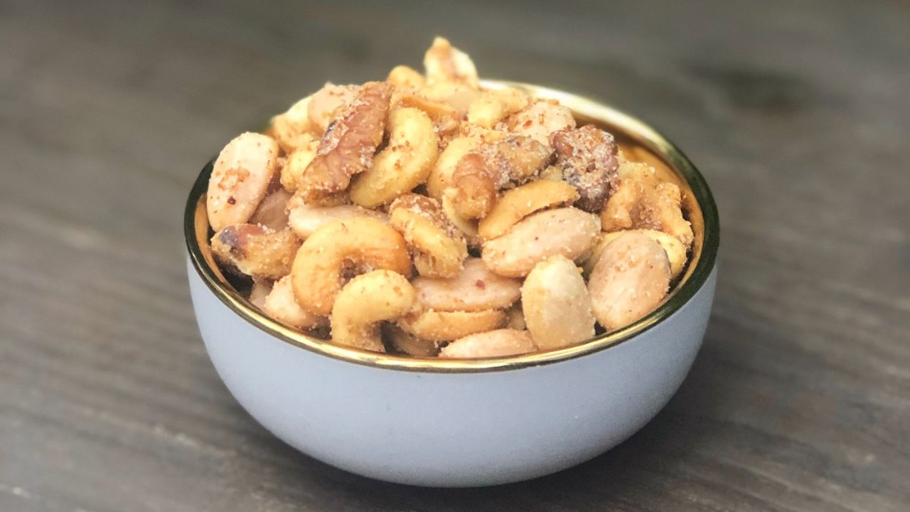 Mixed Roasted Nuts *V *VE