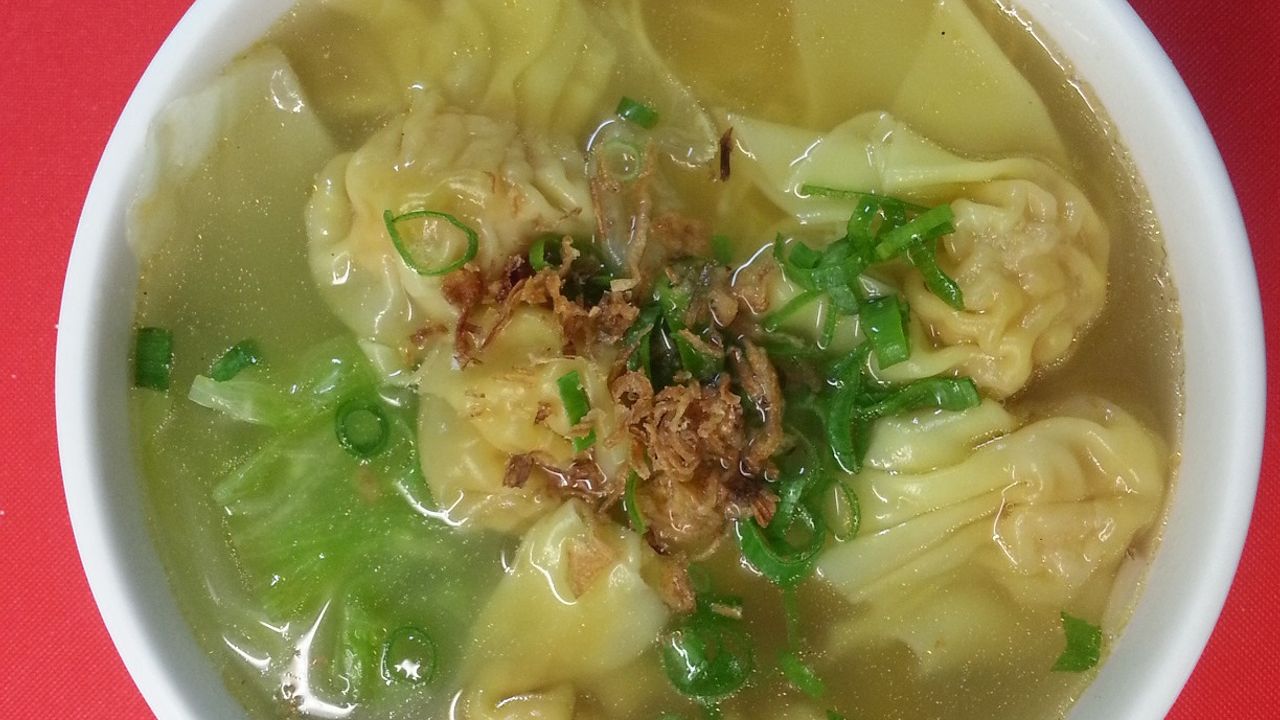 Won Ton Noodles Soup