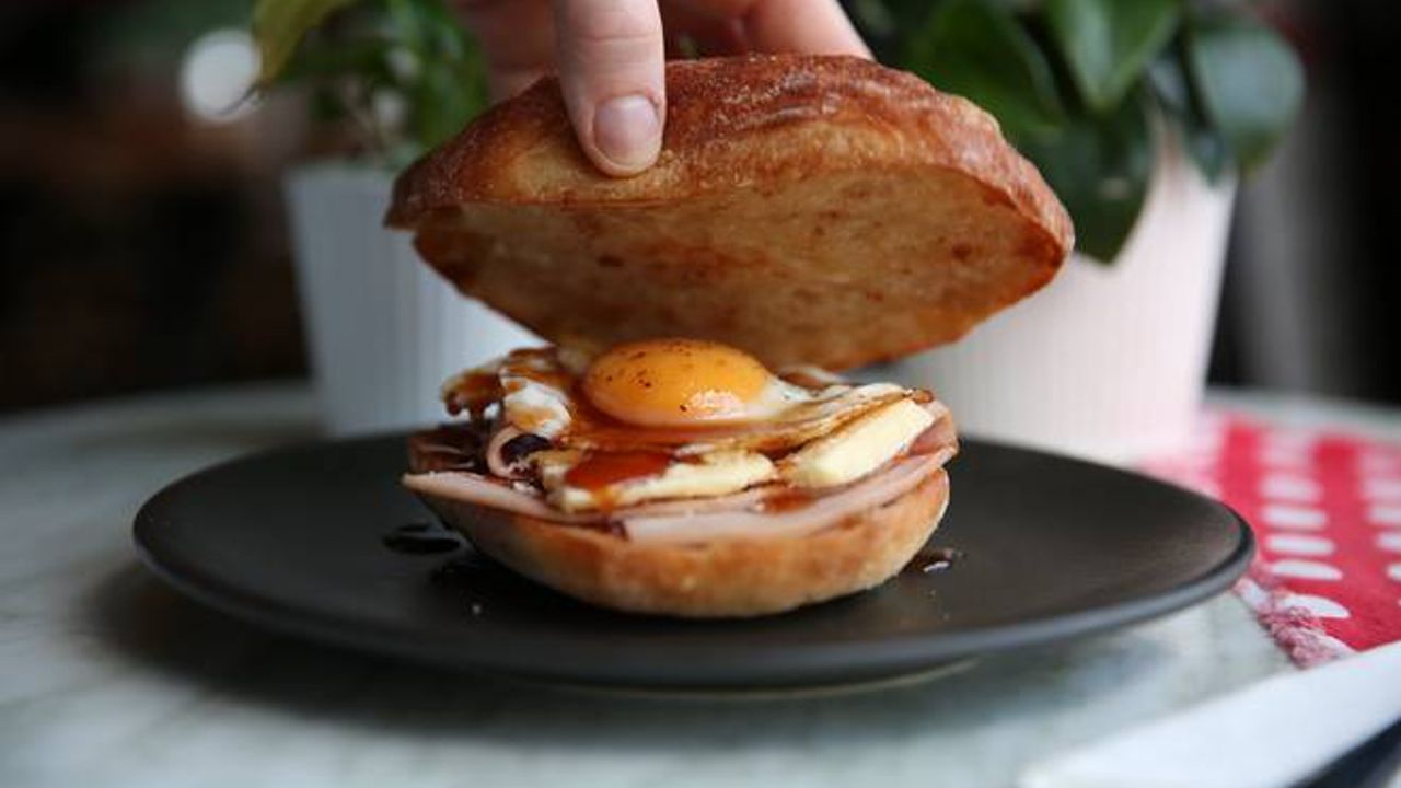 Breakfast Burger