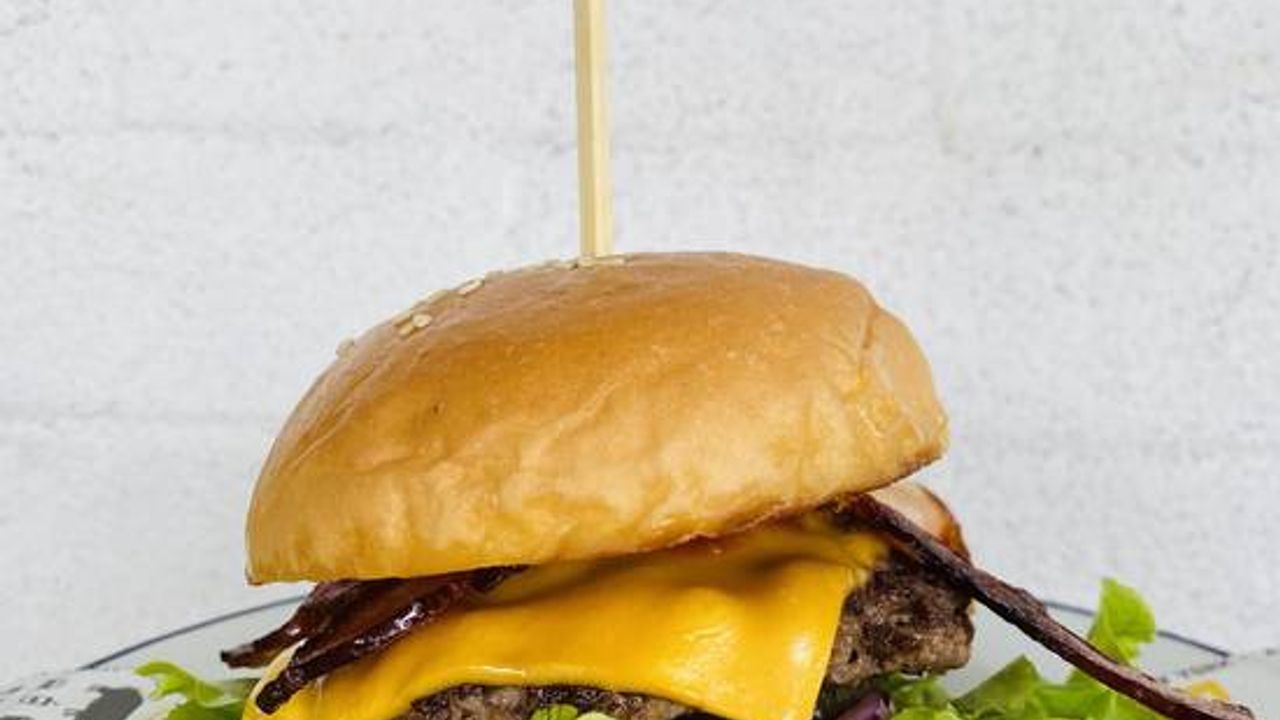 5B Bacon and Cheese Burger